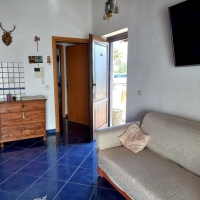 16 couch and dresser sosta camper pier giovanni